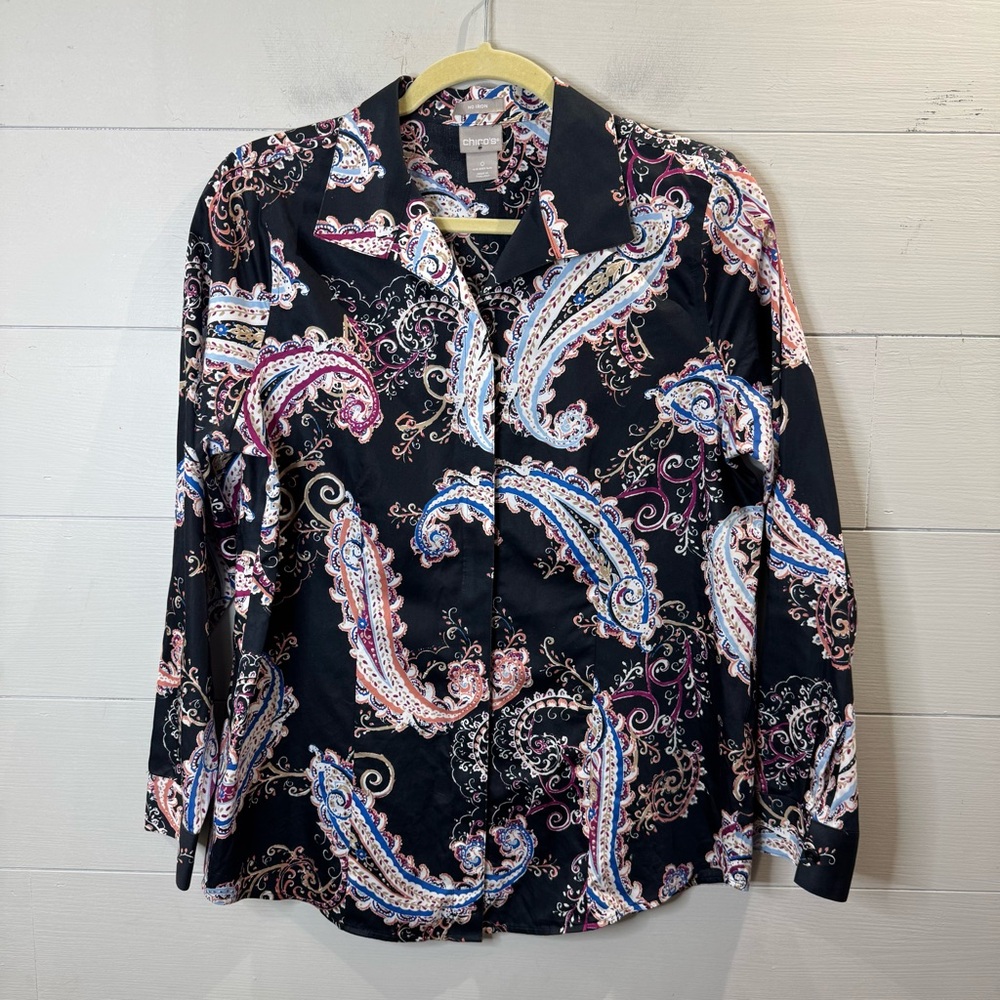 Chico's No-Iron Sateen Paisley Wing-Collar Button-Up Shirt Size Small 4/6
